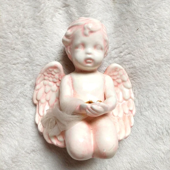 Pastel Pink Angel/Cherub Figurine - Picture 1 of 9